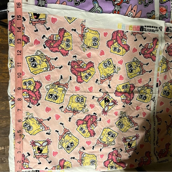 6 pc SpongeBob Poly Jersey knit fabric set - Picture 3 of 10